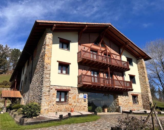 Hotel-Apartamento Rural Atxurra Bermeo Exterior foto