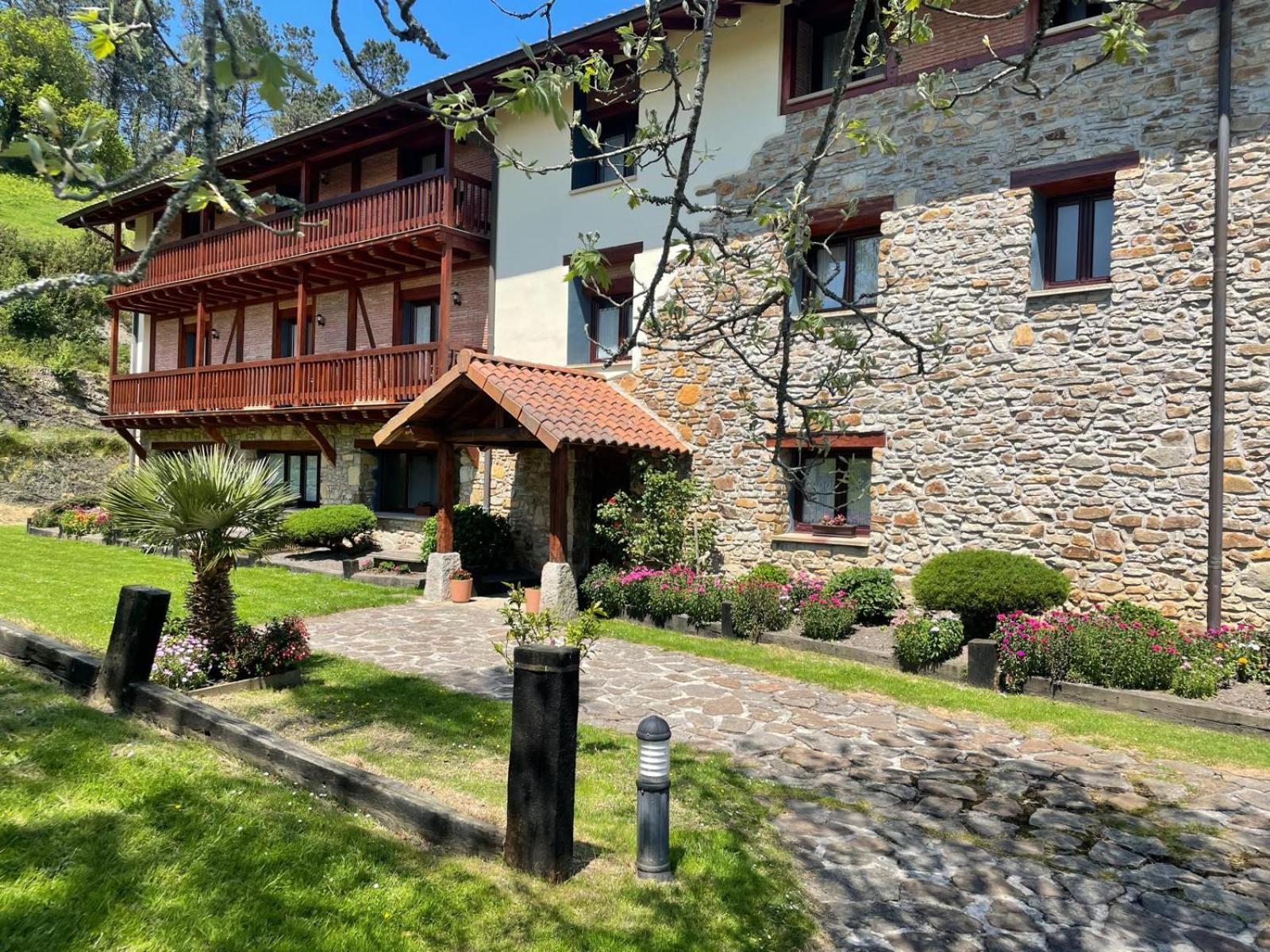 Hotel-Apartamento Rural Atxurra Bermeo Exterior foto