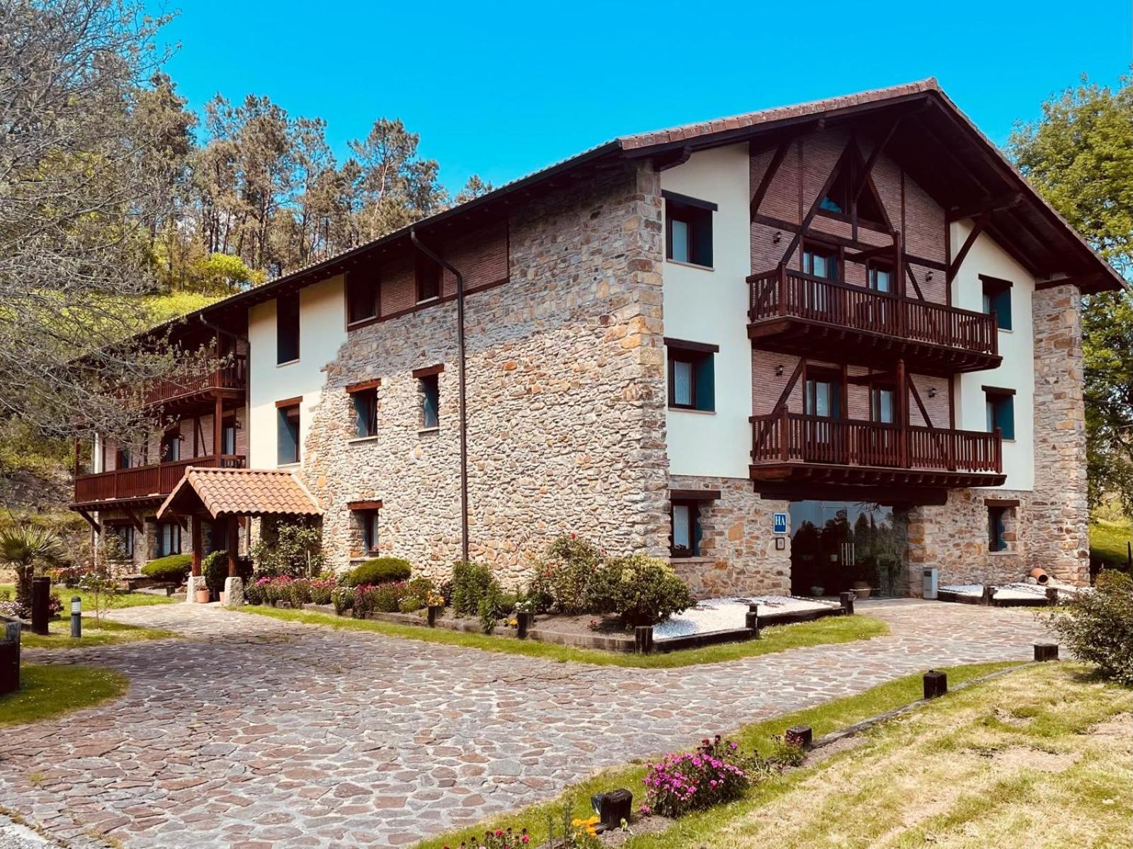 Hotel-Apartamento Rural Atxurra Bermeo Exterior foto